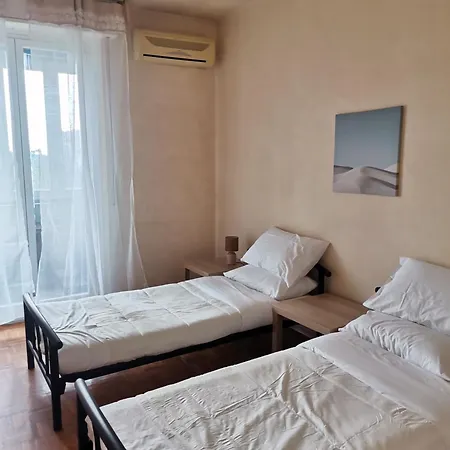 B&B Uruguay 3 Camere Da Letto Milan Exterior photo